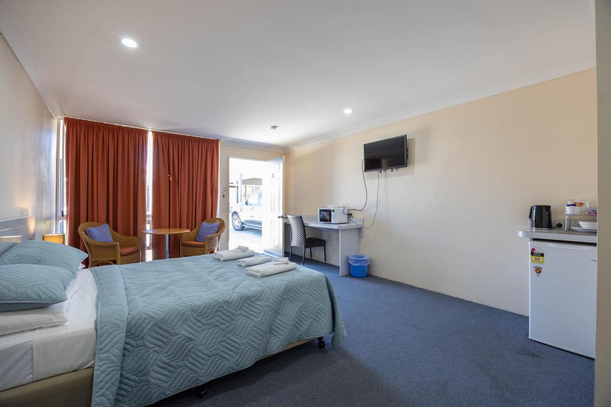 Alexander Motel วอริก ภายนอก รูปภาพ