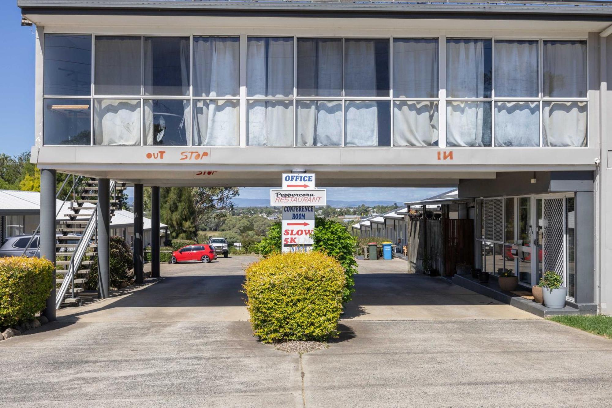 Alexander Motel วอริก ภายนอก รูปภาพ